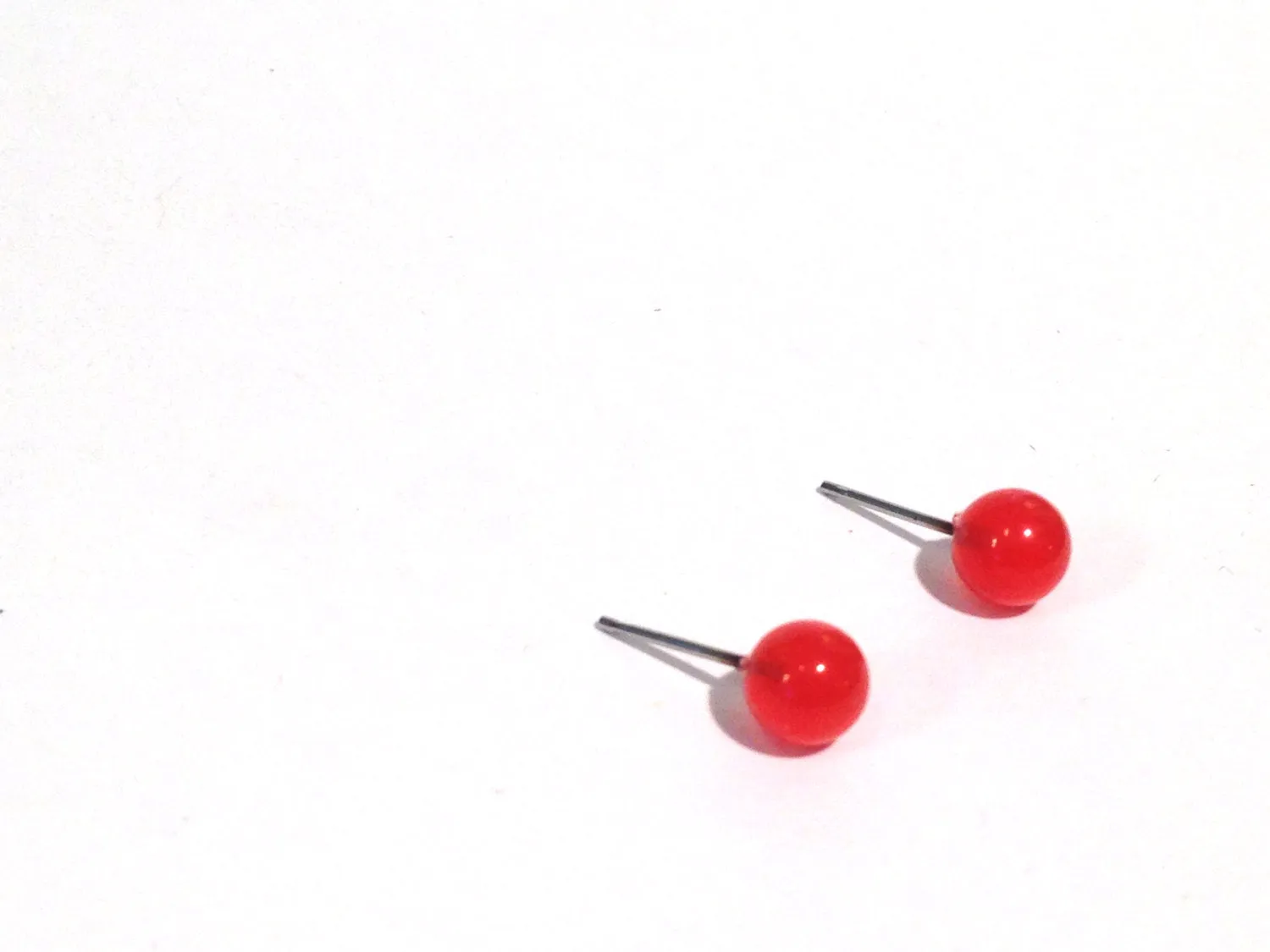 Cherry Tomato Marbled Tiny Stud Earrings