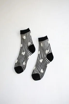 Line Dot Sheer Short Crew Socks