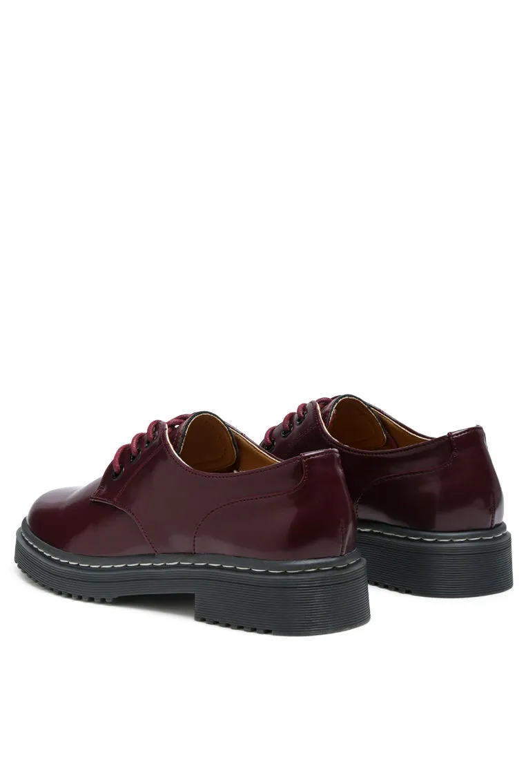 Shanks Oxford Patent Pu Shoes By Ruw